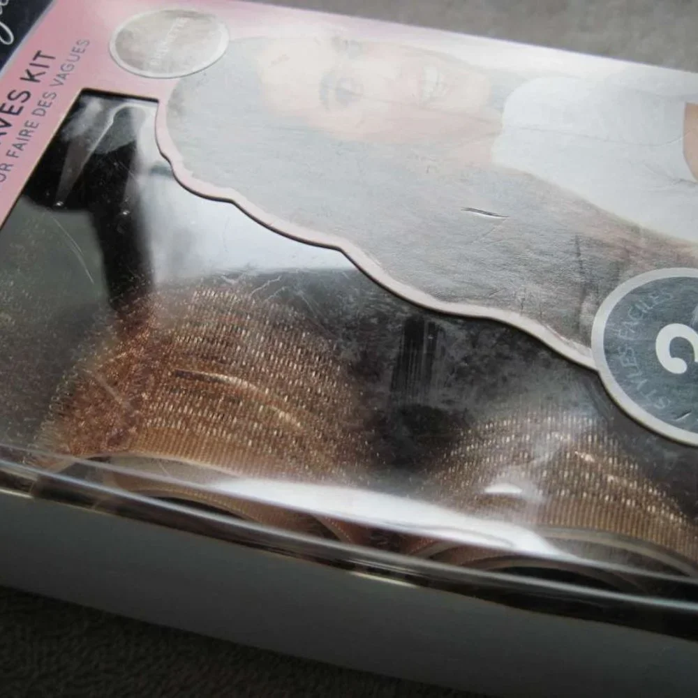Goody Simple Styles Beach Wave Kit 6 Hook Loop Rollers Versi Comb 10 Bobby Pins